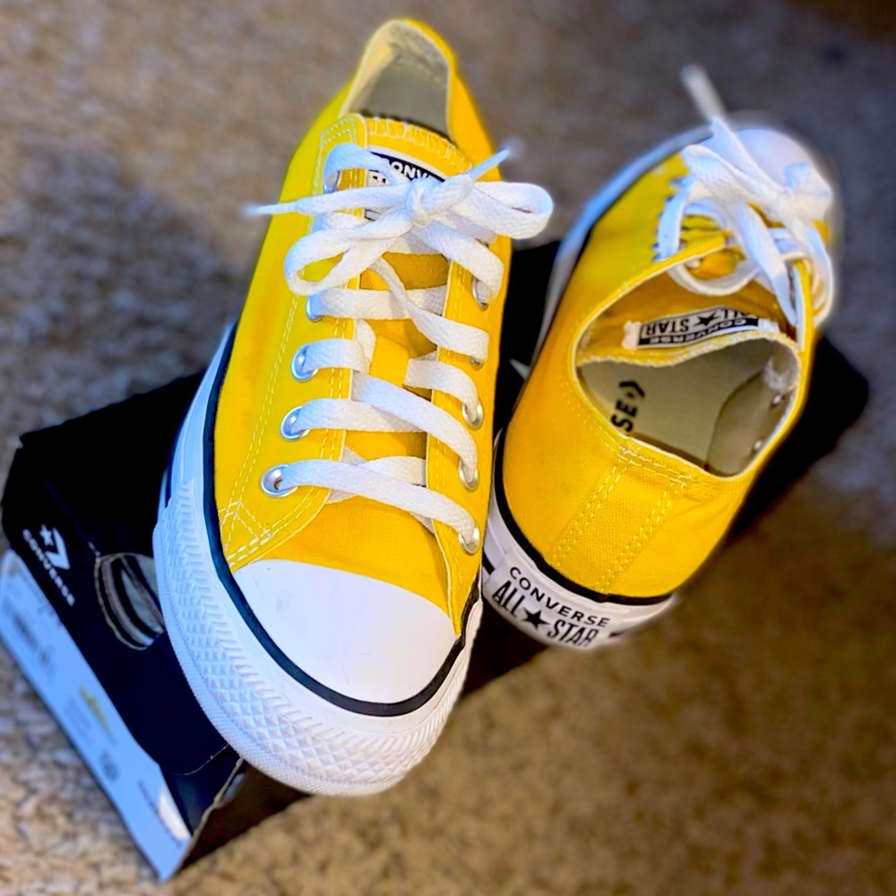 Yellow low top Converse
